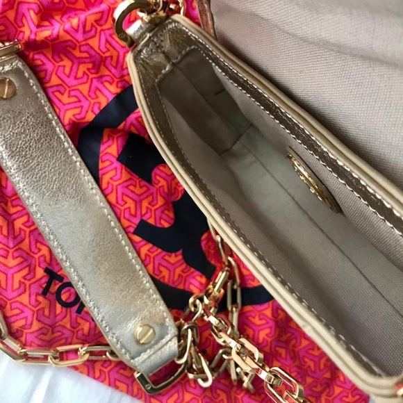 EUC Tory Burch Gold Crossbody Bag - Picture 2 of 3